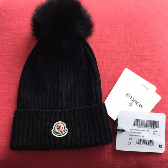 moncler ribbed beanie hat